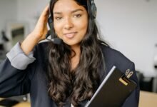 corporate helpdesk phone numbers